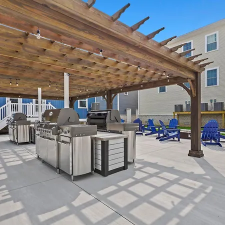 Oasis By Seaport Stays-2